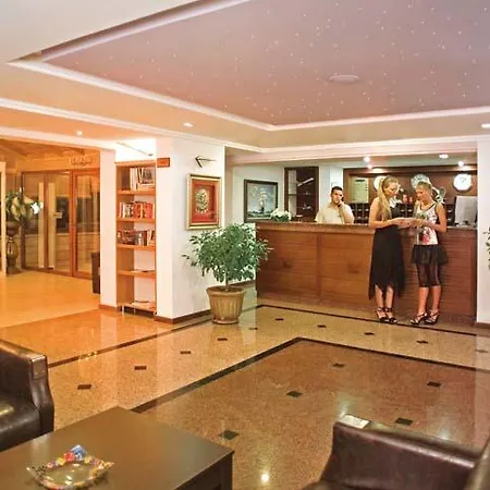哈瓦那酒店 3* 凯梅尔